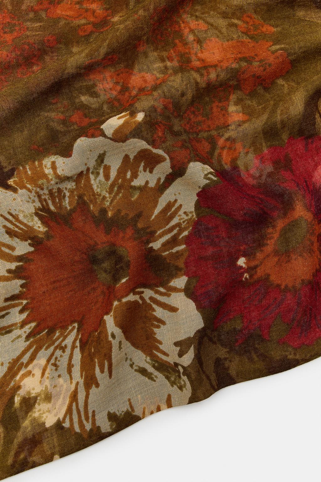 ПЛАТОК С ЦВЕТОЧНЫМ ПРИНТОМ