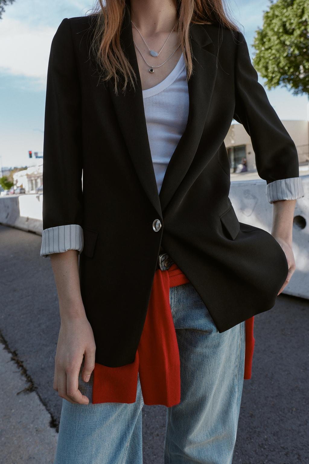 БЛЕЙЗЕР С ПРИНТОМ НА МАНЖЕТАХ