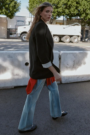 Блейзер с принтом на манжетах