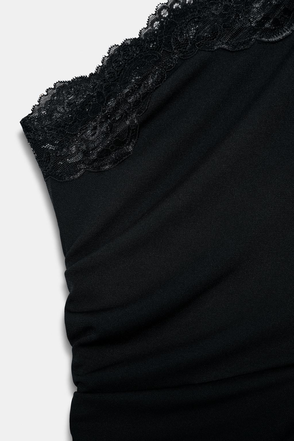 ПЛАТЬЕ С ВЫРЕЗАМИ И КРУЖЕВОМ