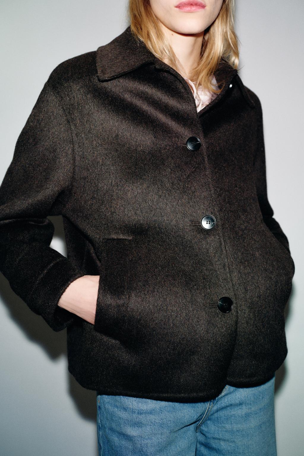 КОРОТКОЕ ПАЛЬТО ИЗ ШЕРСТИ