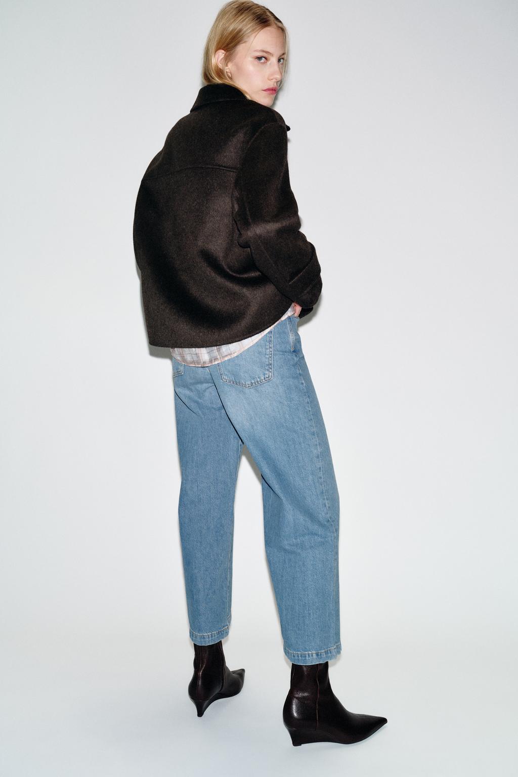 КОРОТКОЕ ПАЛЬТО ИЗ ШЕРСТИ