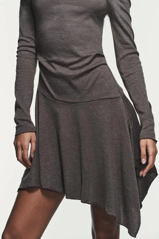 Короткое платье асимметричного кроя- Заказать в России