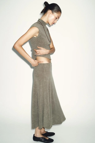 Мягкий топ с высоким воротником- Заказать в России