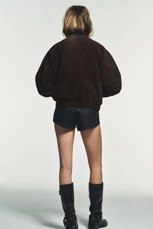 Бомбер из 100% замши- Заказать в России