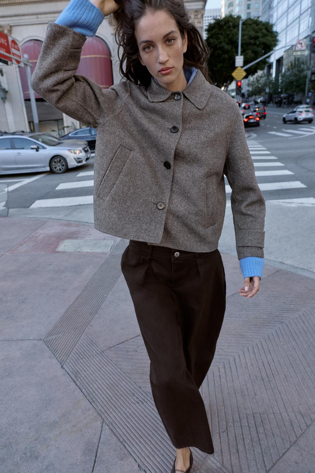 КОРОТКОЕ ПАЛЬТО ИЗ ШЕРСТИ