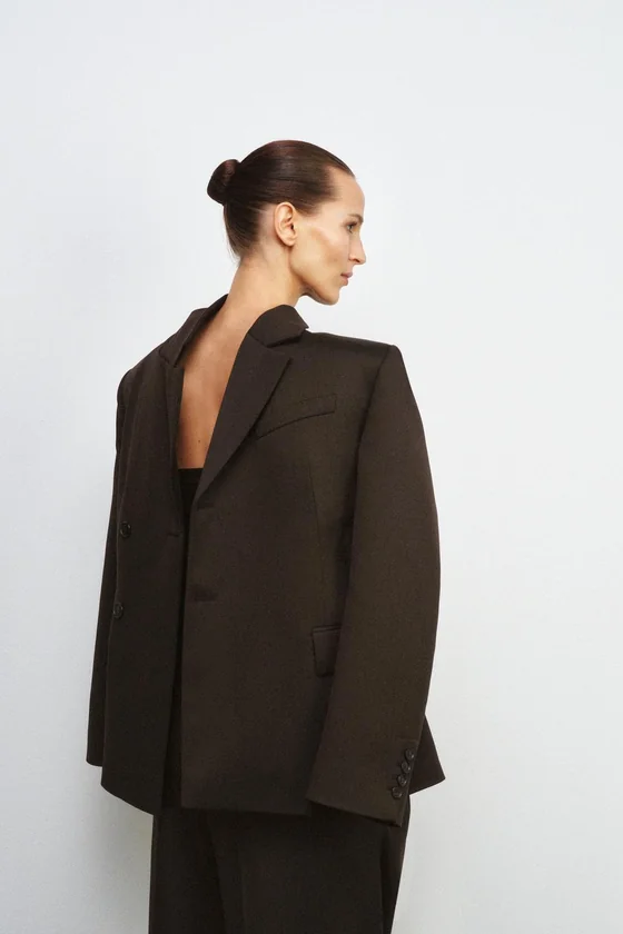 ДВУБОРТНЫЙ БЛЕЙЗЕР — коллекция Zara «ZW»