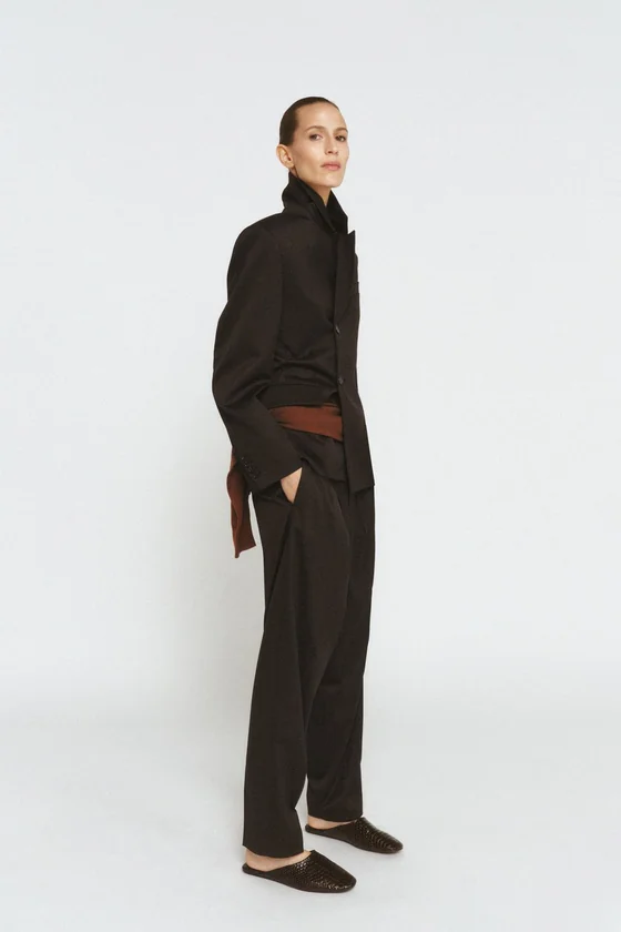 ДВУБОРТНЫЙ БЛЕЙЗЕР — коллекция Zara «ZW»