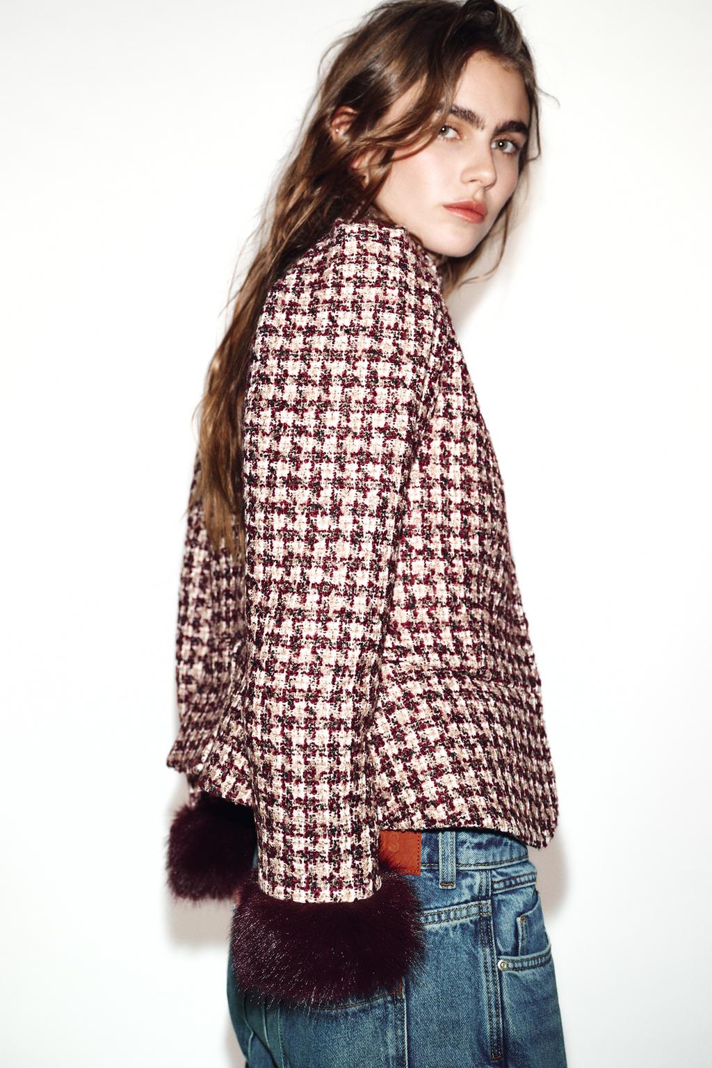 БЛЕЙЗЕР С МАНЖЕТАМИ ИЗ ИСКУССТВЕННОГО МЕХА