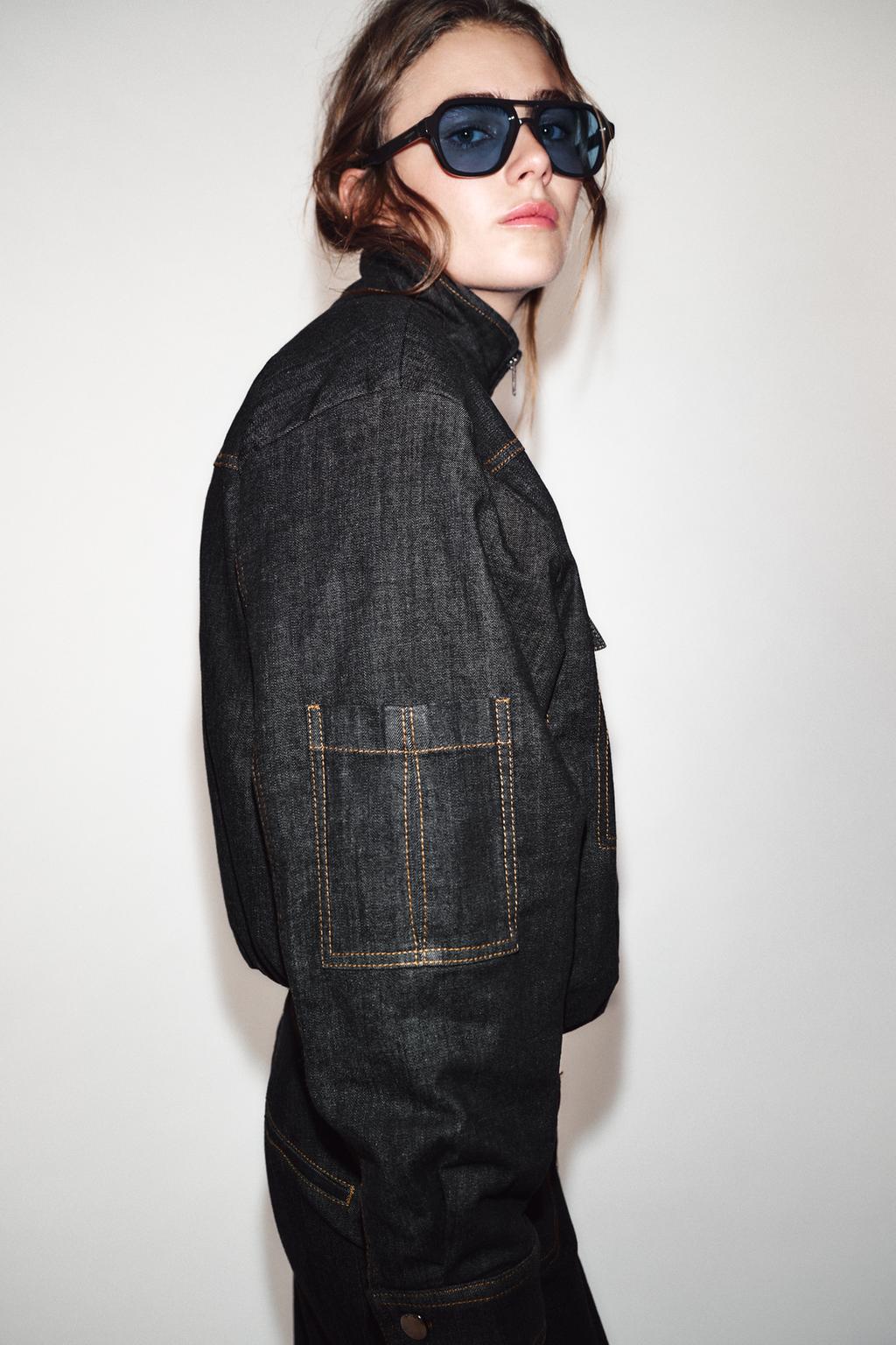 УТЕПЛЕННЫЙ БОМБЕР С ВОРОТНИКОМ-СТОЙКОЙ