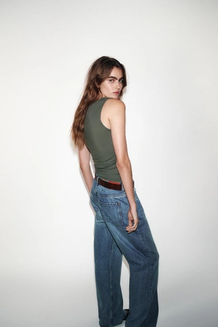 Футболка из полиамида с широкими бретелями- Заказать в России