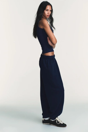 Брюки-джоггеры с надписью- Заказать в России