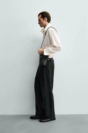 Рубашка RELAXED FIT струящегося покроя