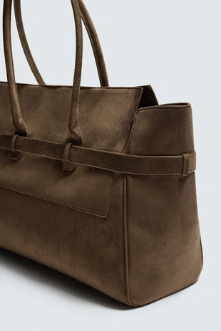 Сумка с деталью в виде ремня- Заказать в России