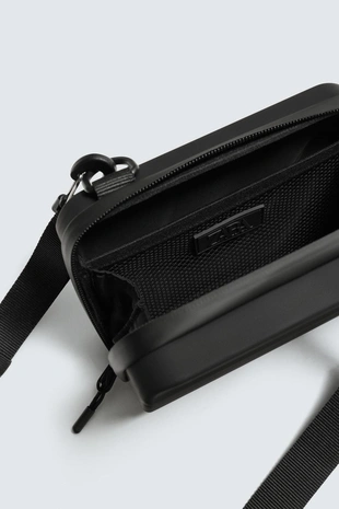 Жесткая сумка- Заказать в России