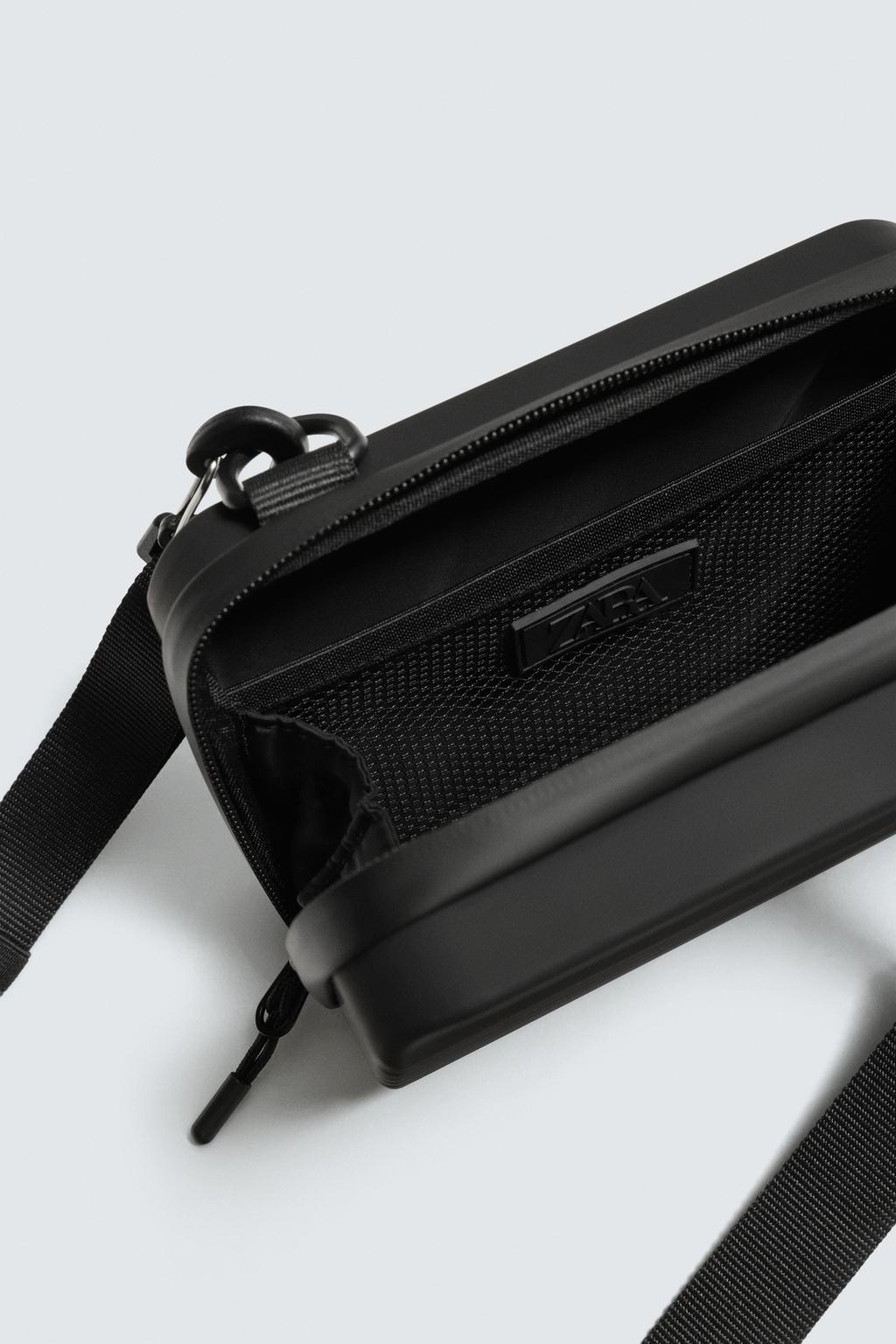 ЖЕСТКАЯ СУМКА