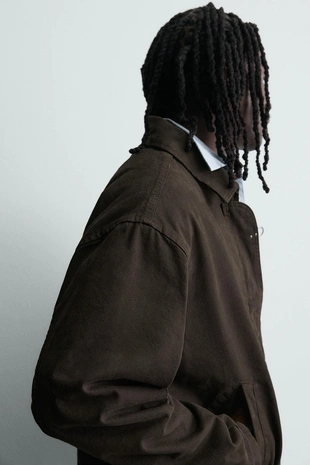 Укороченная куртка с аламарами- Заказать в России