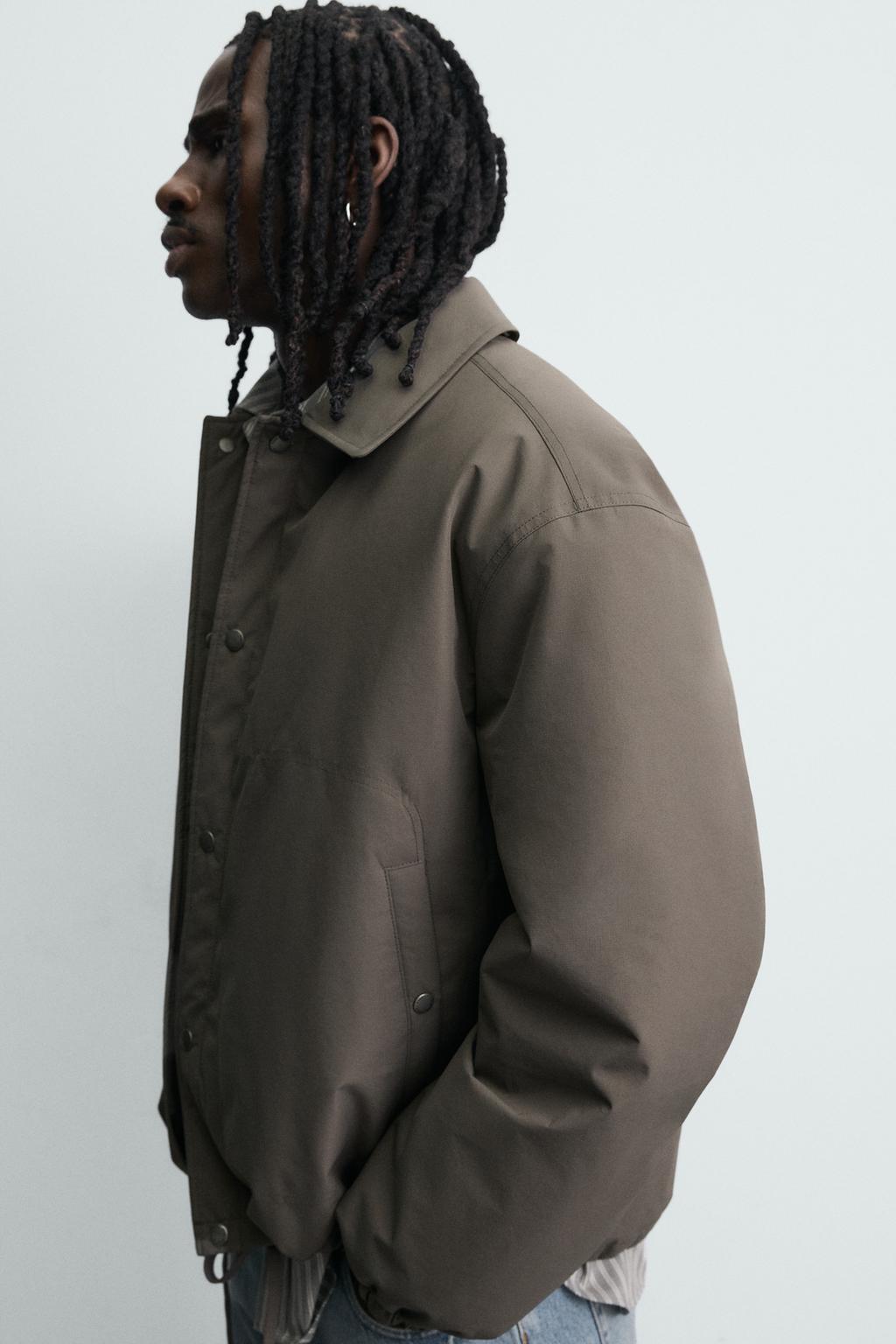 СТЕГАНАЯ КУРТКА ИЗ ВЫСОКОТЕХНОЛОГИЧНОЙ ТКАНИ