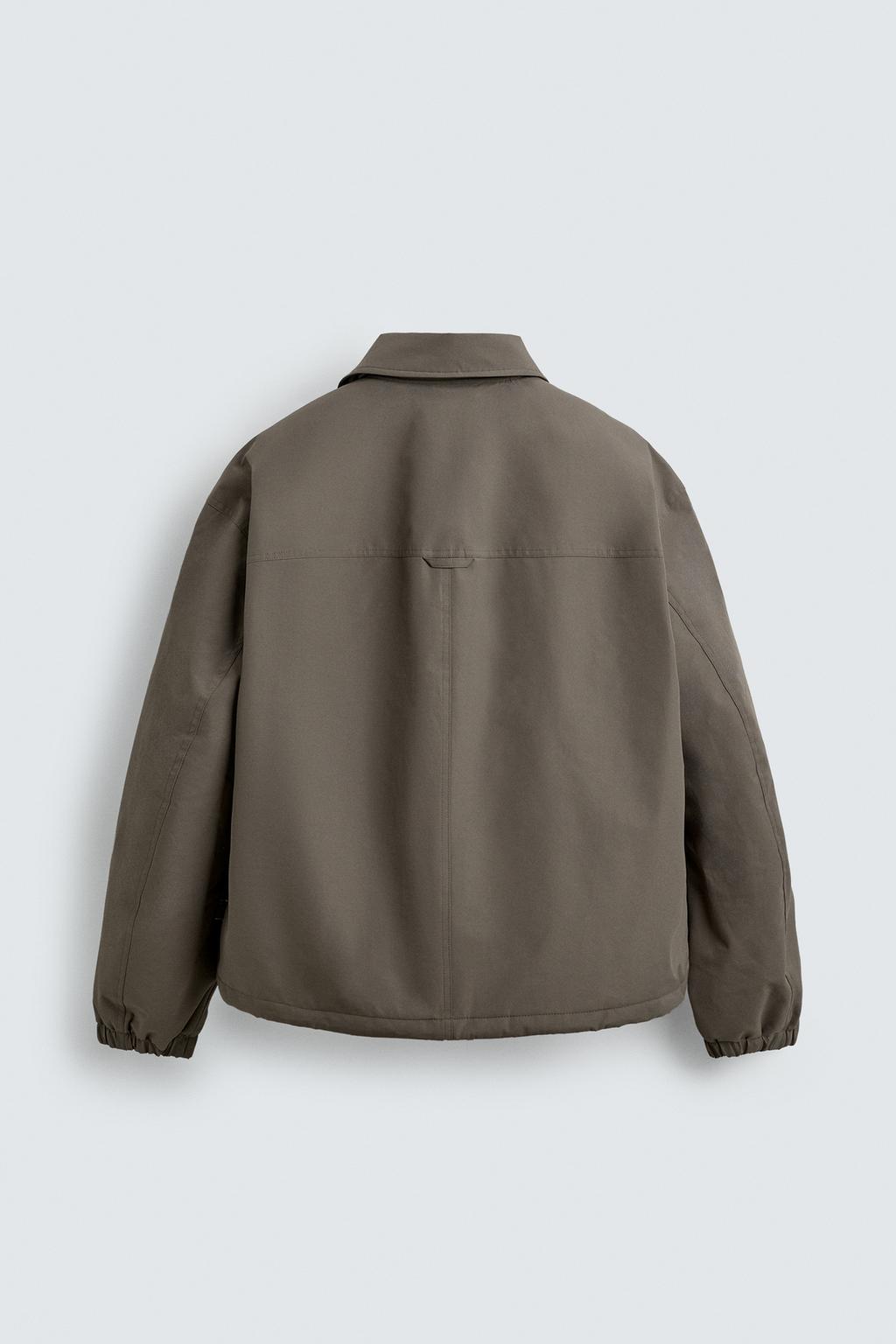 СТЕГАНАЯ КУРТКА ИЗ ВЫСОКОТЕХНОЛОГИЧНОЙ ТКАНИ