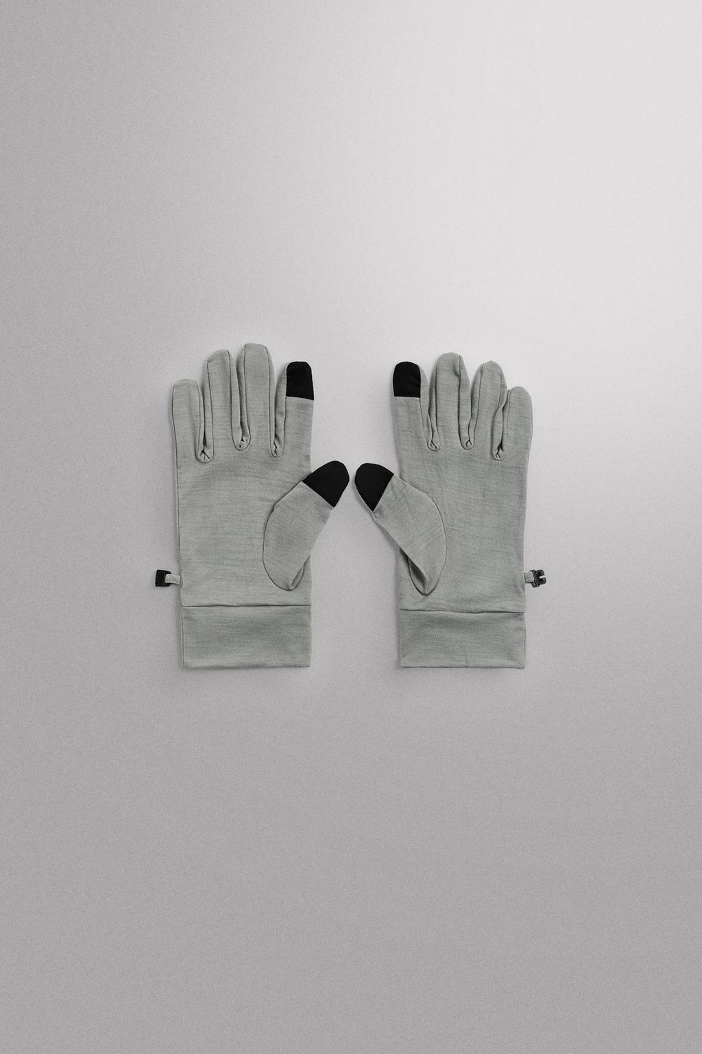 БЕГОВЫЕ ПЕРЧАТКИ ИЗ СМЕСОВОЙ ШЕРСТИ