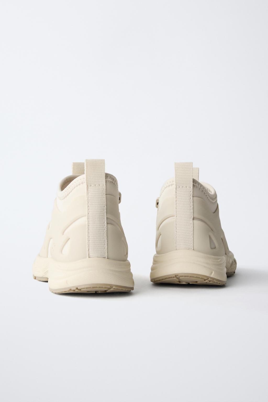 ВЫСОКИЕ КРОССОВКИ-НОСКИ