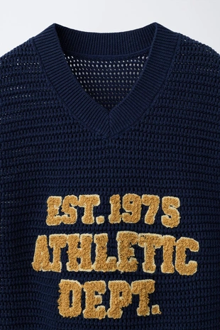 Трикотажный жилет с текстурным текстом- Заказать в России