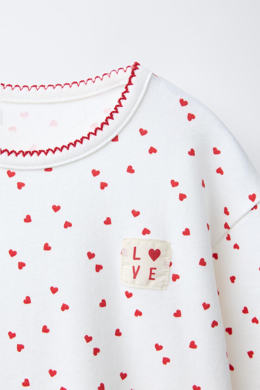 1 1/2-6 ЛЕТ/ ПИЖАМА С ПРИНТОМ «СЕРДЦА»