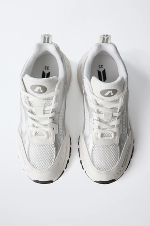 Кроссовки с сетчатыми вставками- Заказать в России