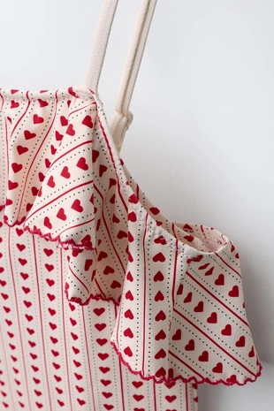 6-14 лет/купальник с воланами и принтом «сердца»- Заказать в России