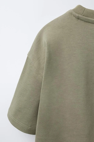 Футболка из плотной ткани с вышитой надписью- Заказать в России