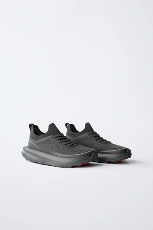 Спортивные кроссовки- Заказать в России