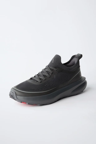 Спортивные кроссовки- Заказать в России