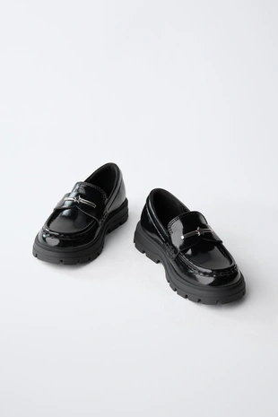 Black | 6517/730/800 - Zara Лакированные лоферы со звездой