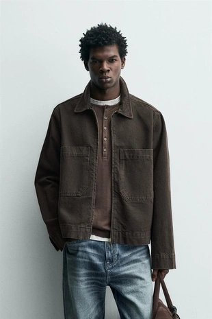 Куртка из рельефной ткани с карманами- Заказать в России