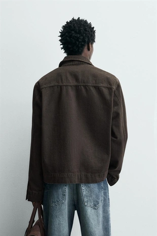 Куртка из рельефной ткани с карманами- Заказать в России