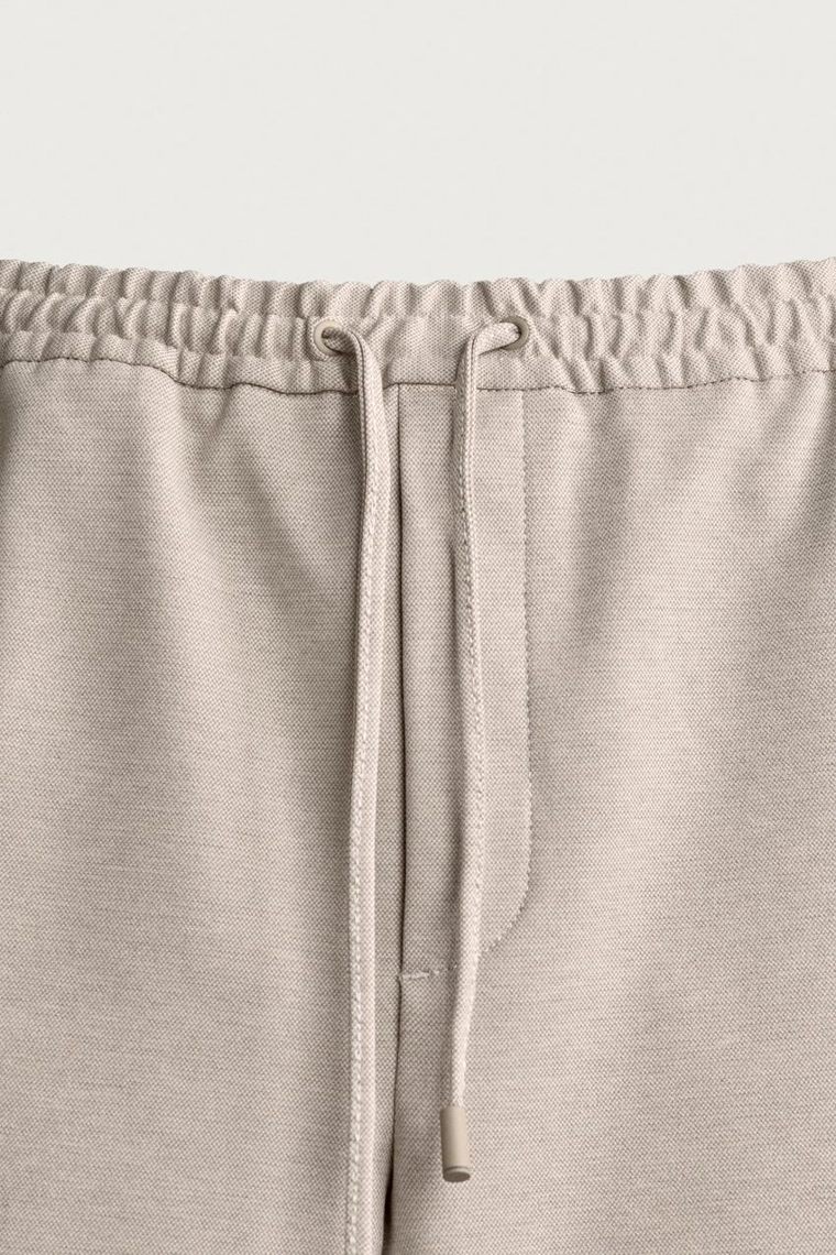 Комфортные бермуды regular fit