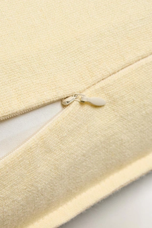 Чехол с отделкой строчкой- Заказать в России