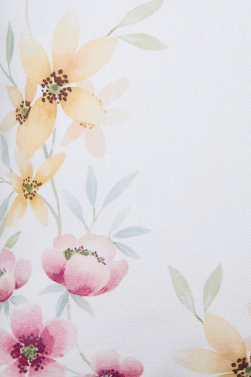 Чехол на подушку с цветочным принтом