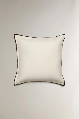 Чехол для подушки с контрастным оверлоком- Заказать в России