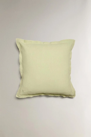 Подушка со строгаными штрихами- Заказать в России