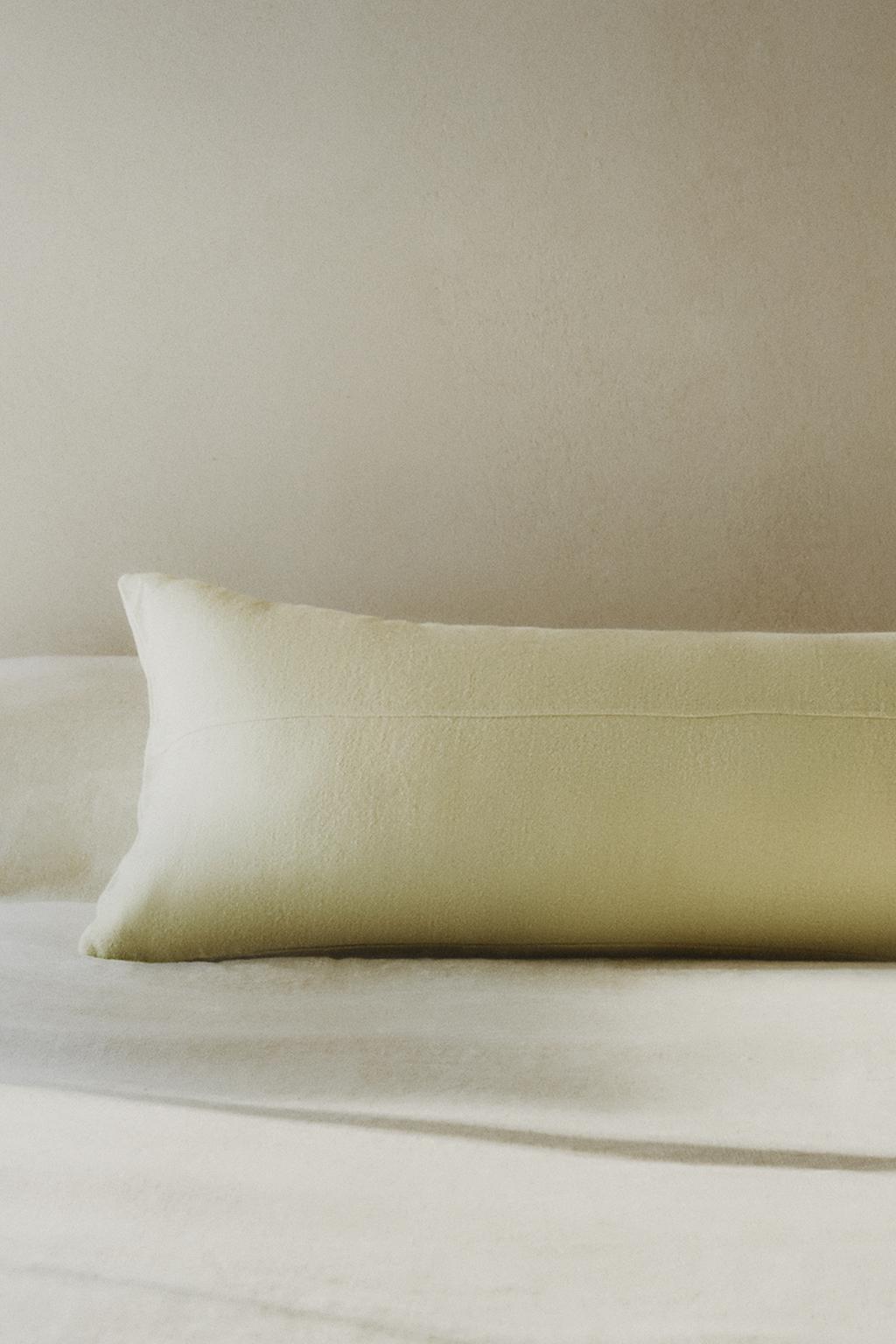 Прямоугольная наволочка с полосой