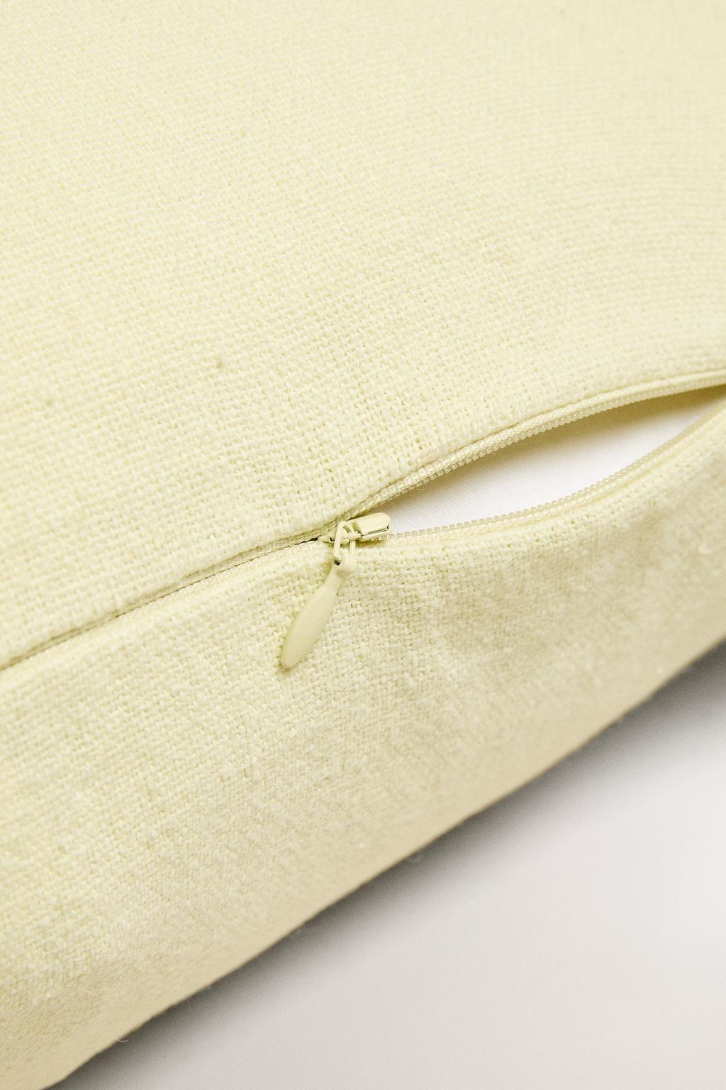 Прямоугольная наволочка с полосой