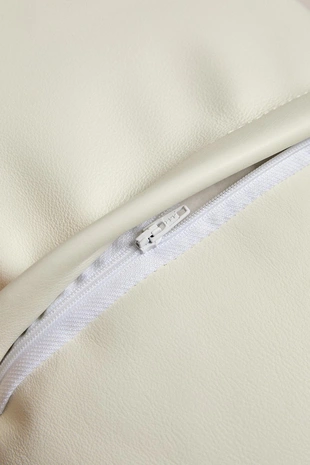 Накладка для подушки из стёганной кожи- Заказать в России