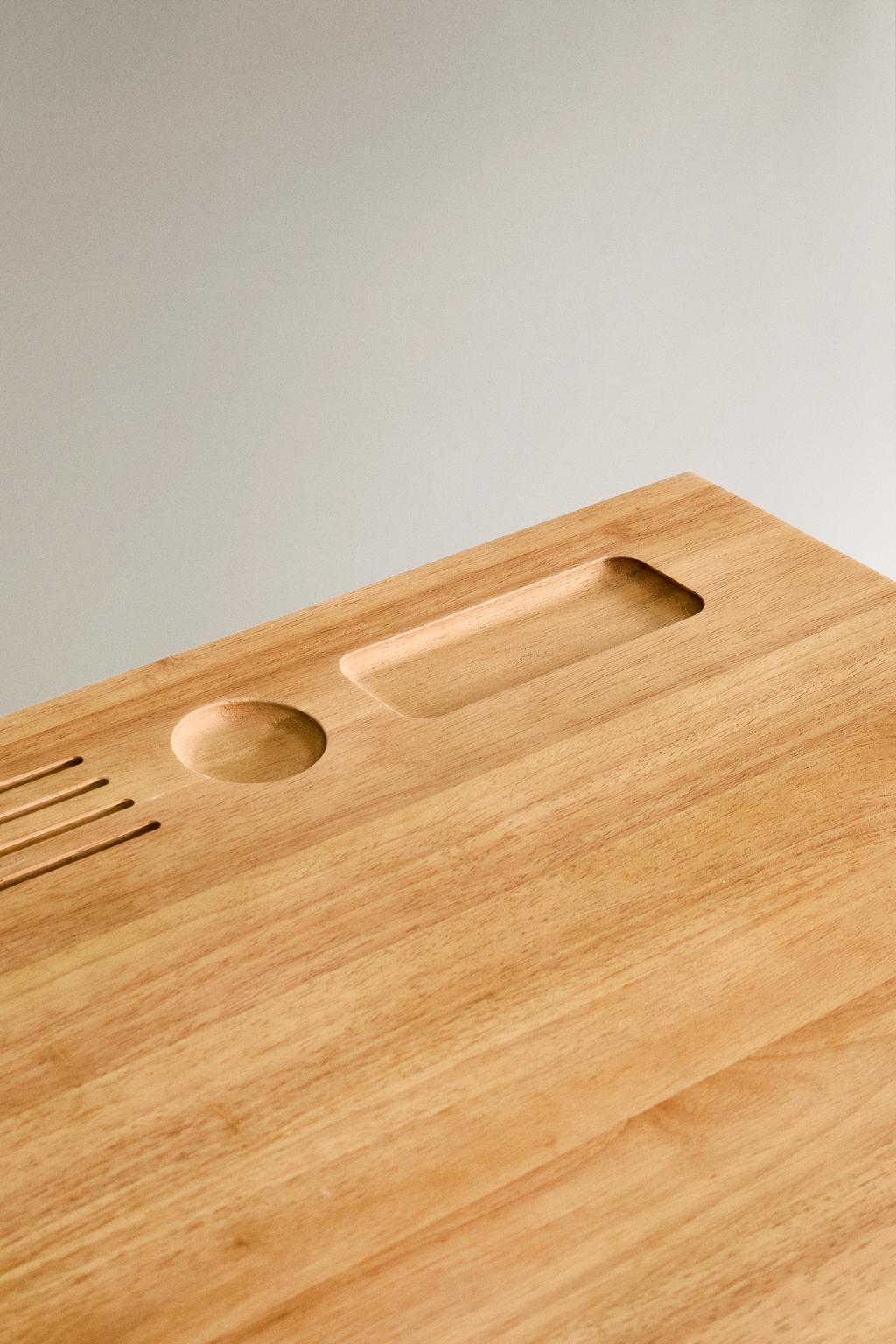 Детский деревянный стол