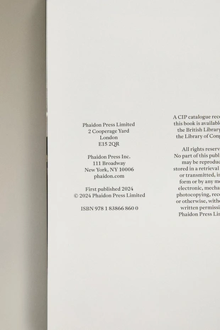 Книга CAFé CECILIA (английский)- Заказать в России