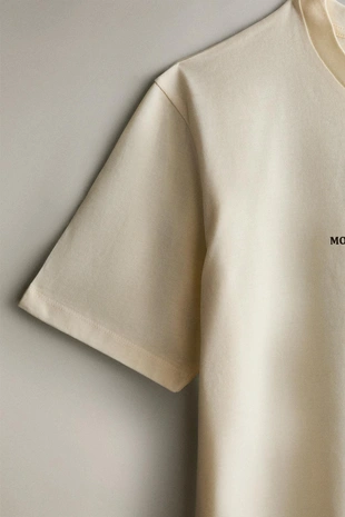 Футболка с коротким рукавом и слоганом- Заказать в России