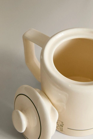 Фарфоровый чайник CAFé- Заказать в России