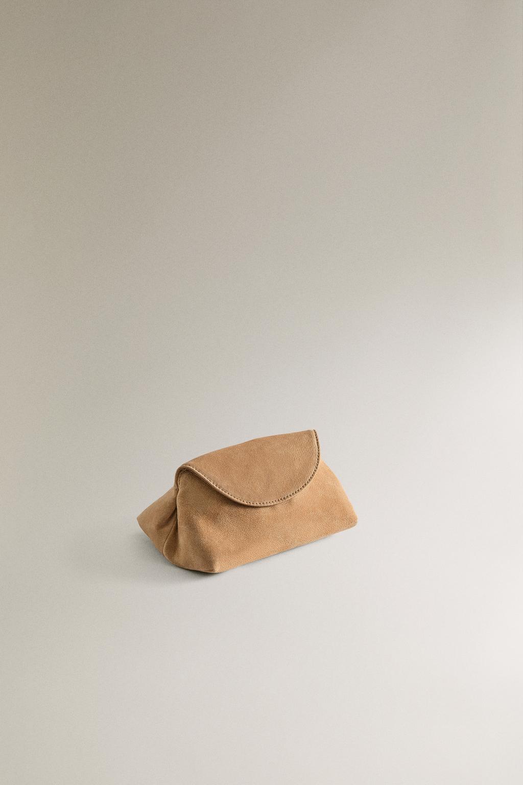 Мягкая кожаная косметичка-сумка