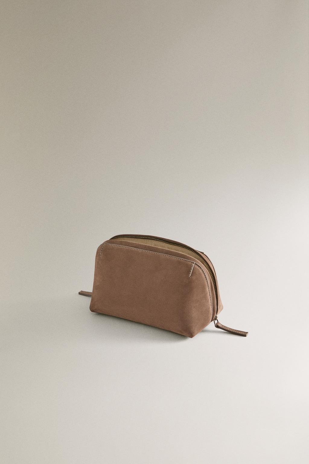 Косметичка из замши