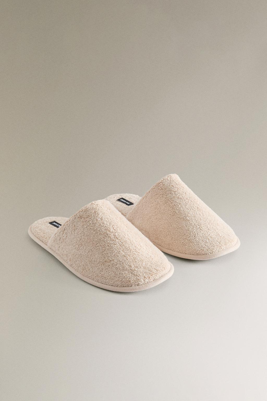 Тапочки для ванной из махровой ткани